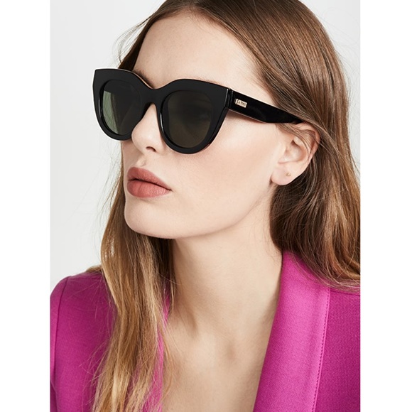 Le Specs Accessories - Le Specs Air Heart Sunglasses Color Black & Gold